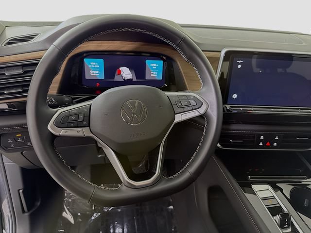 Used 2024 Volkswagen Atlas SE FWD image 12