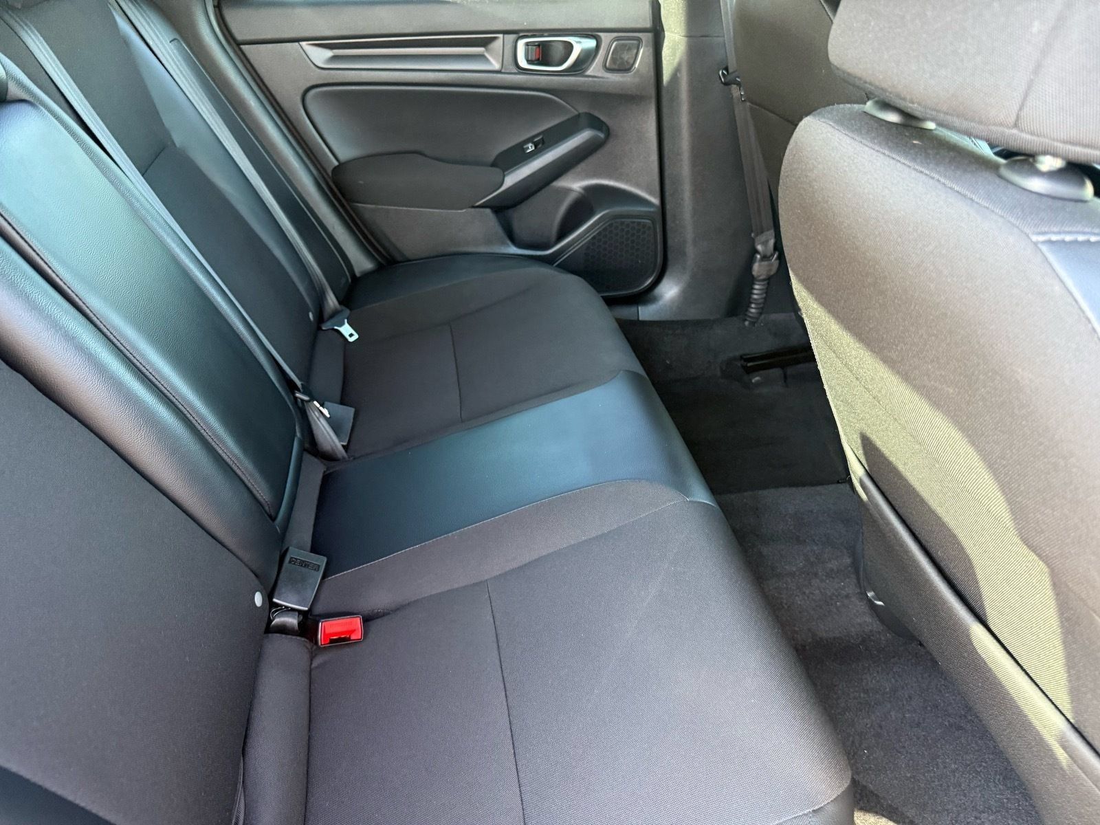 Used 2025 Honda Civic Sport image 29