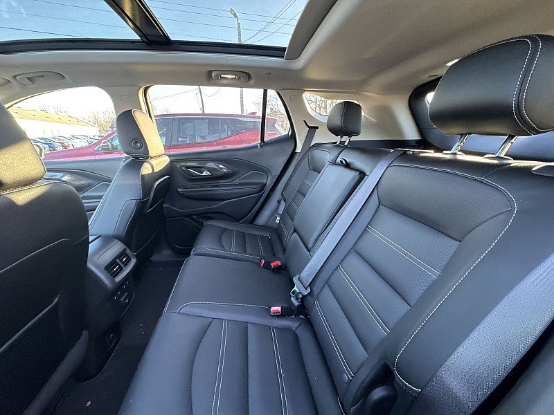 Used 2022 GMC Terrain Denali w/ Denali Premium Package image 23