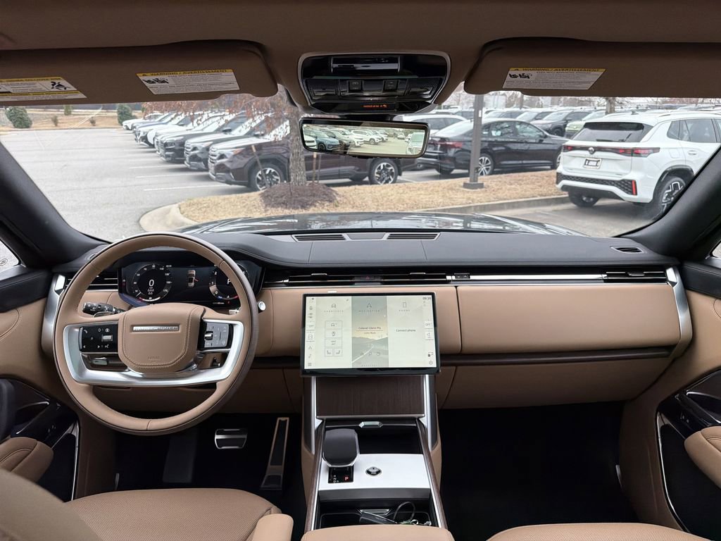 New 2026 Land Rover Range Rover Long Wheelbase SE AWD/4WD image 19