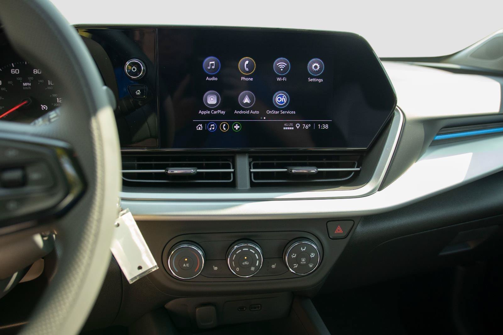 New 2026 Chevrolet Trax LS w/ LS Convenience Package FWD image 16