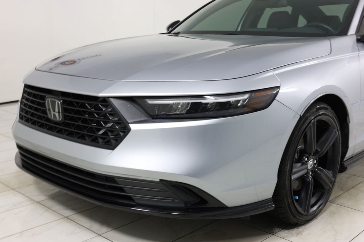 Used 2023 Honda Accord Sport image 45