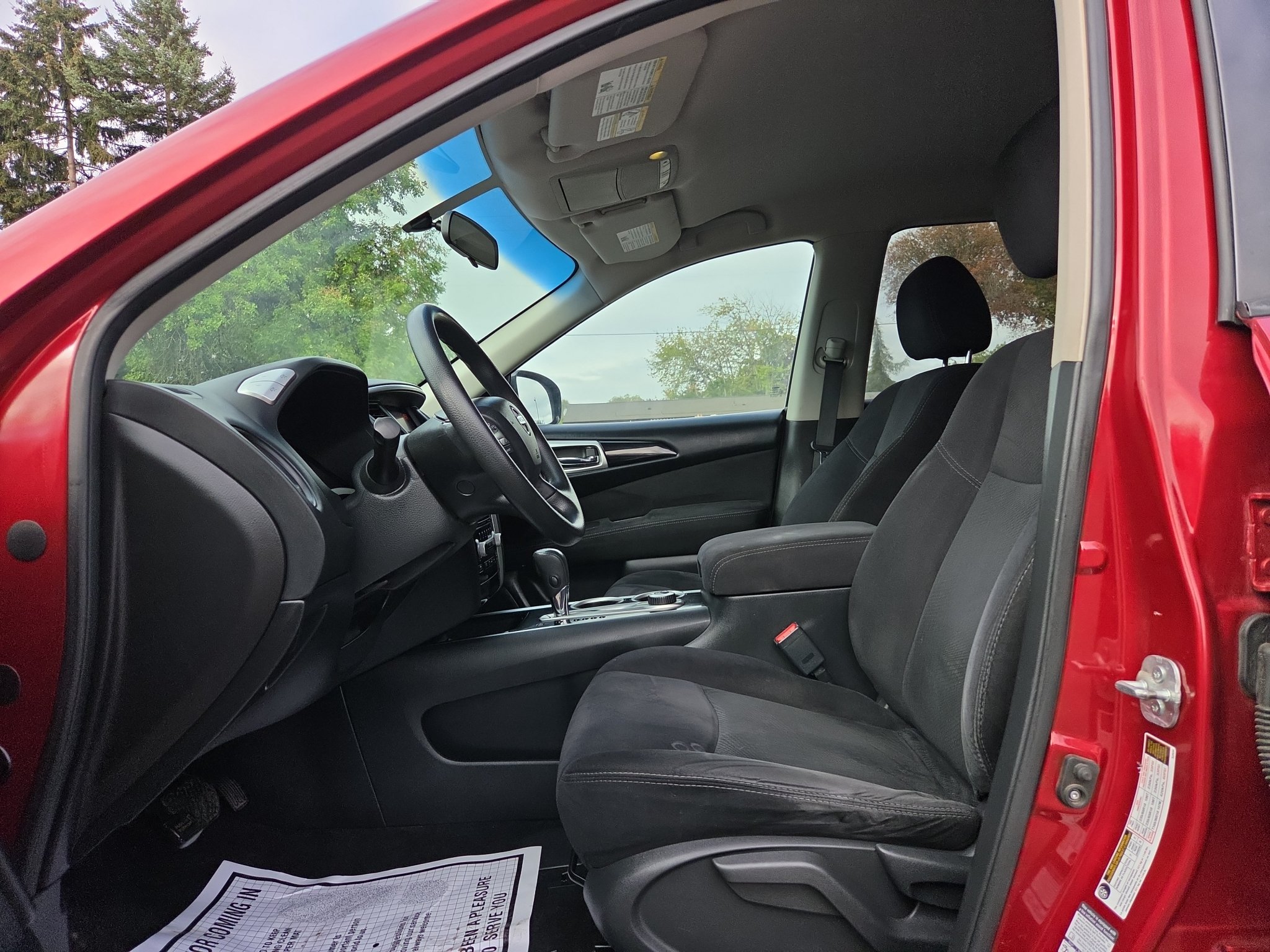 Used 2015 Nissan Pathfinder S AWD/4WD image 16