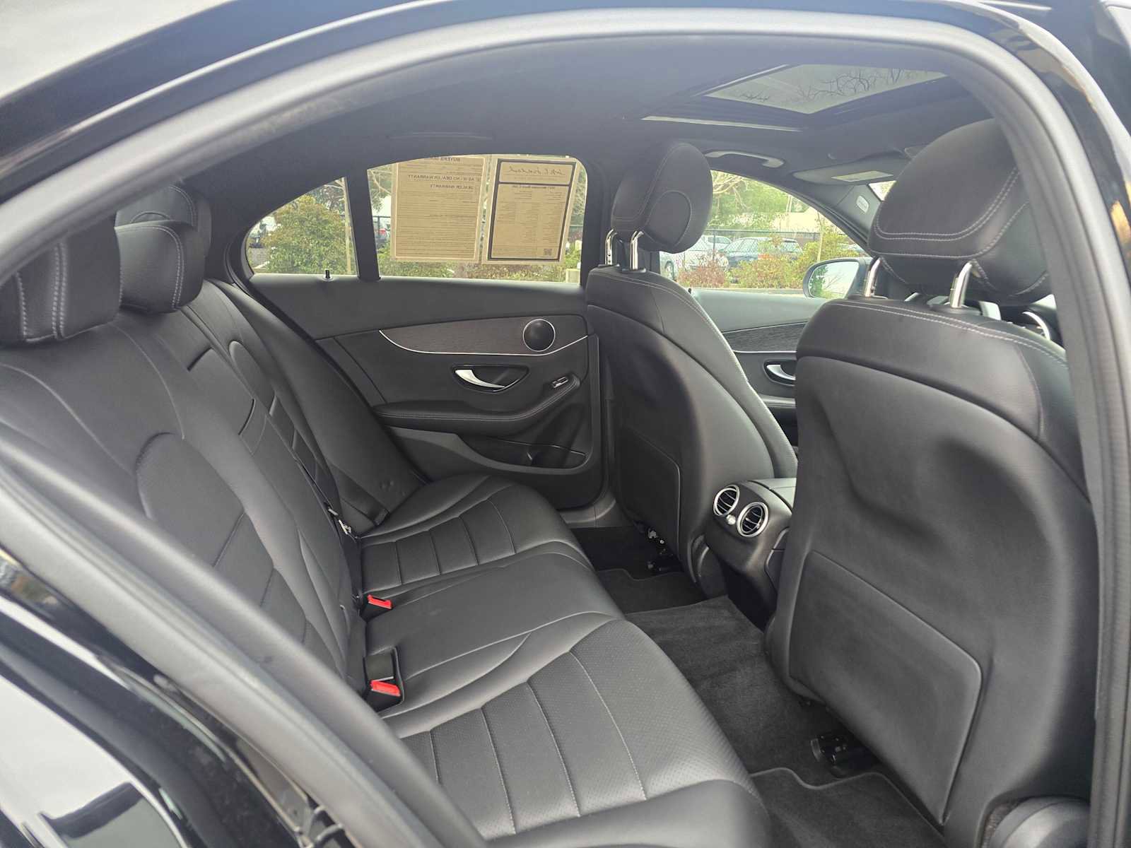 Used 2021 Mercedes-Benz C 300 4MATIC Sedan image 13