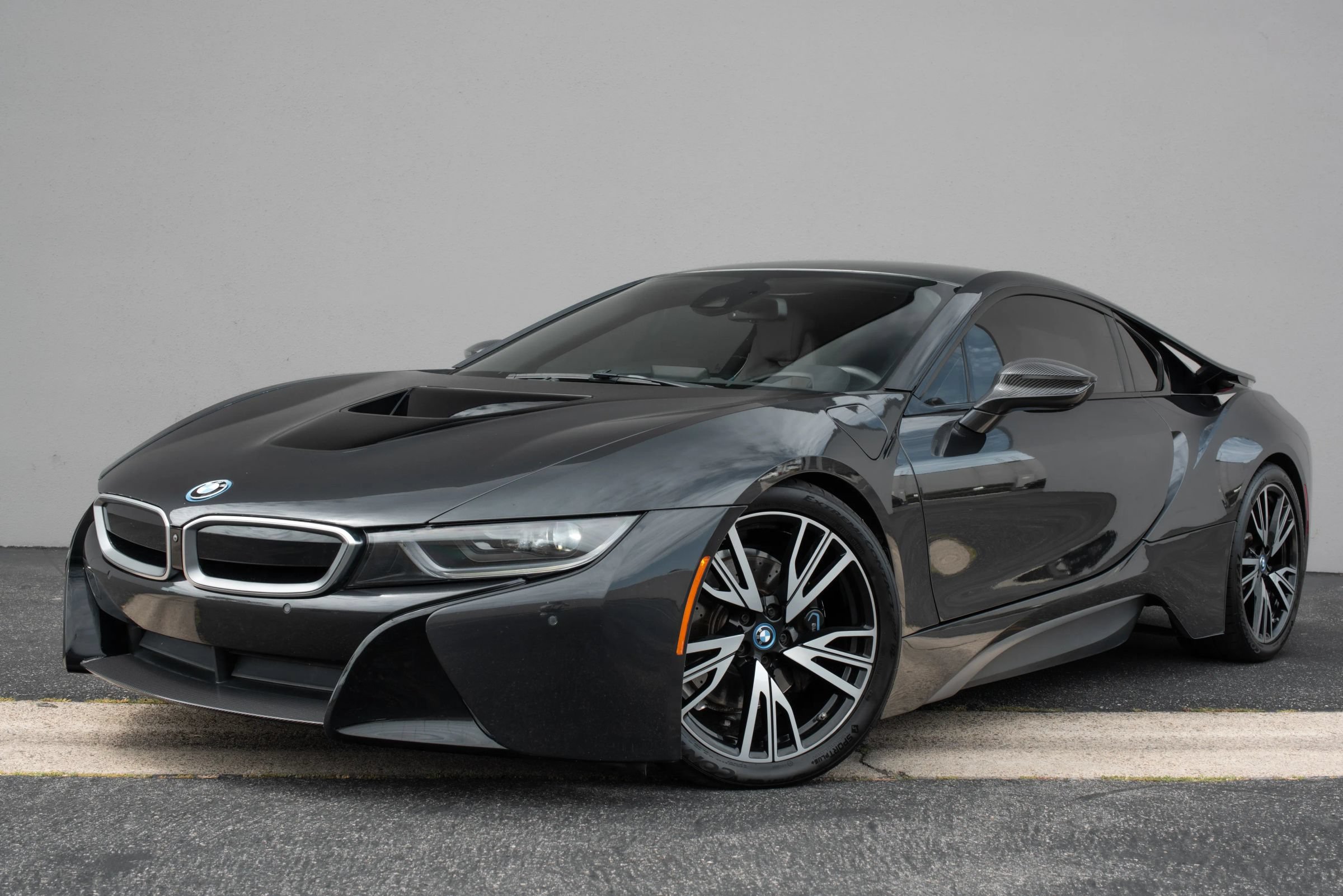 Used 2015 BMW i8 AWD/4WD image 1