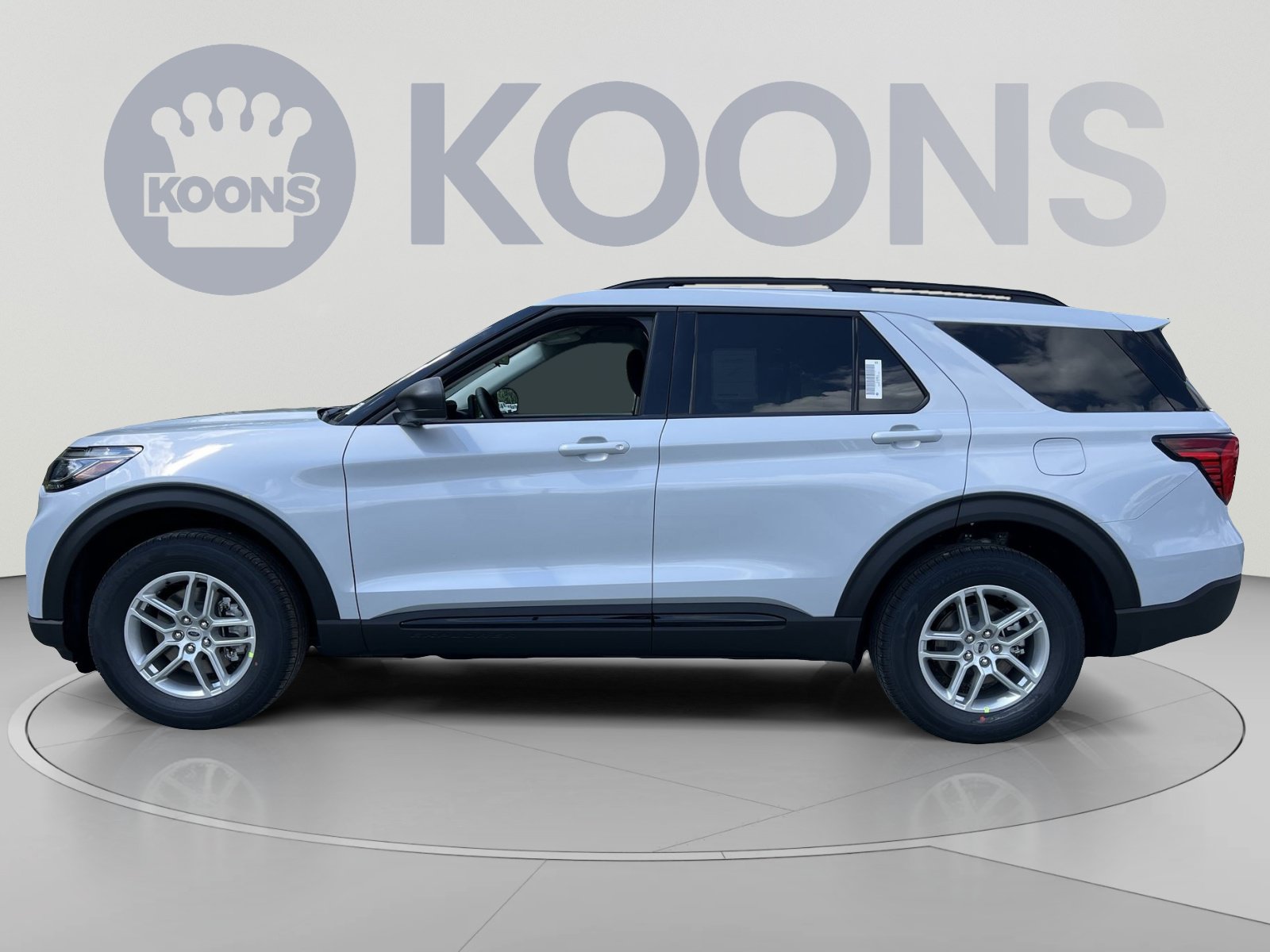 New 2026 Ford Explorer Active AWD/4WD image 2