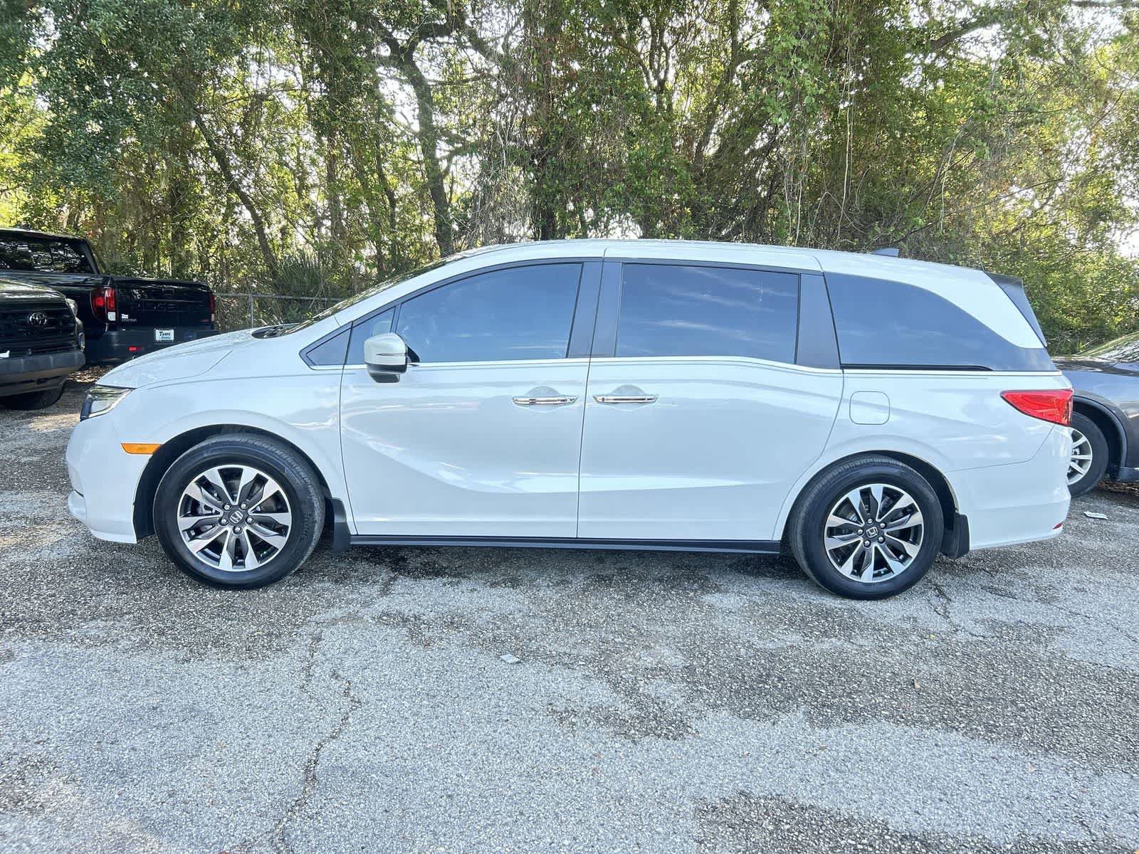 Certified 2024 Honda Odyssey EX-L image 4