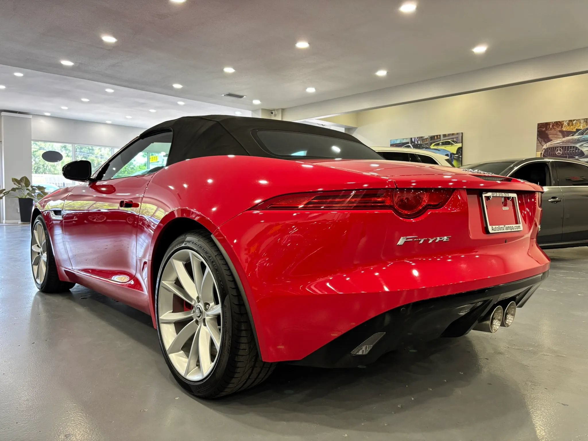 Used 2014 Jaguar F-TYPE S RWD image 5