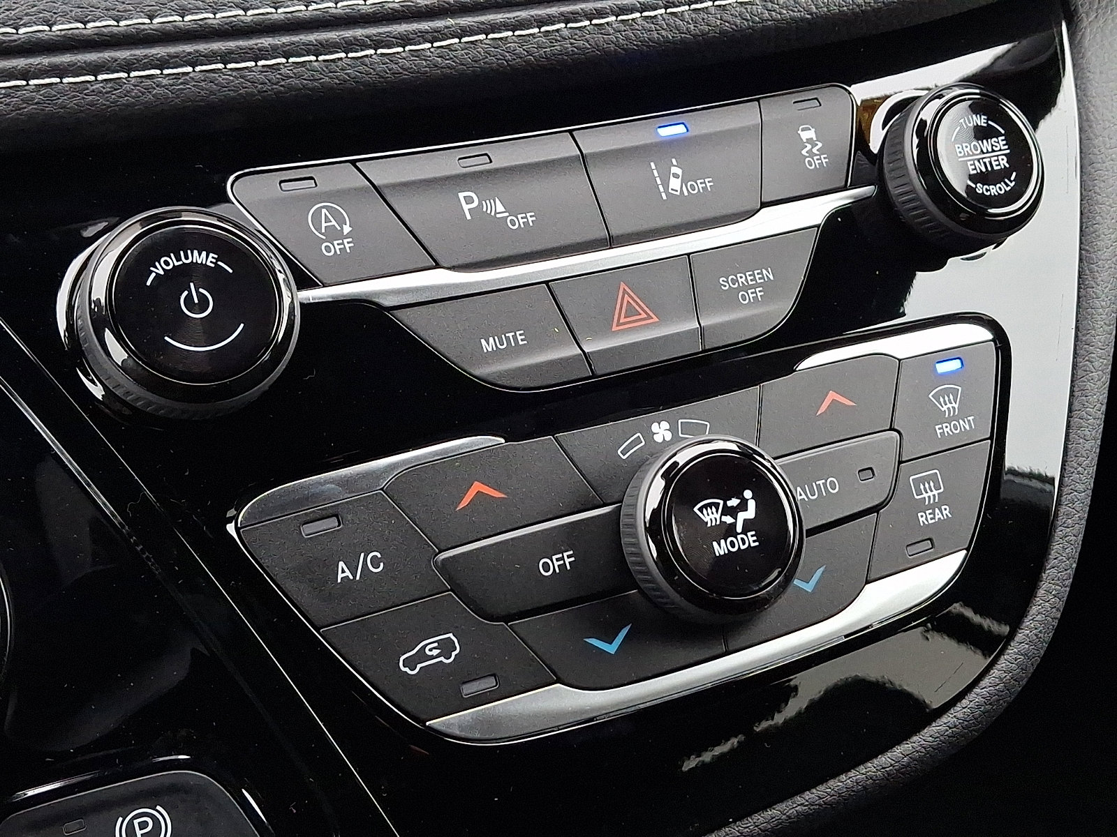 New 2026 Chrysler Pacifica Select image 13