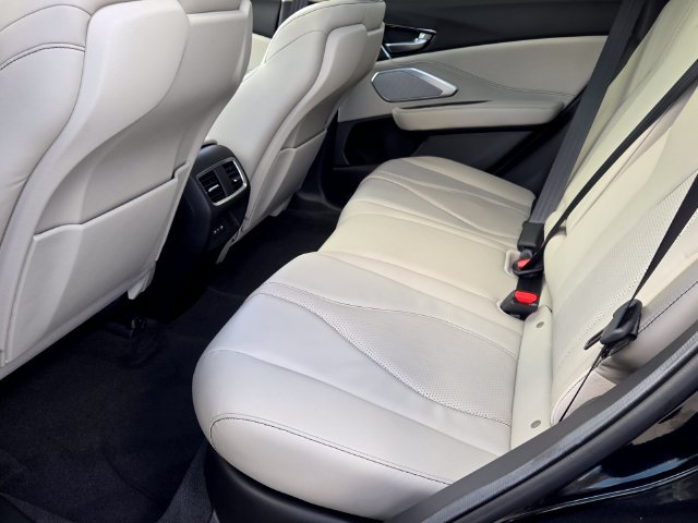 Certified 2026 Acura RDX w/ Technology Package AWD/4WD image 11
