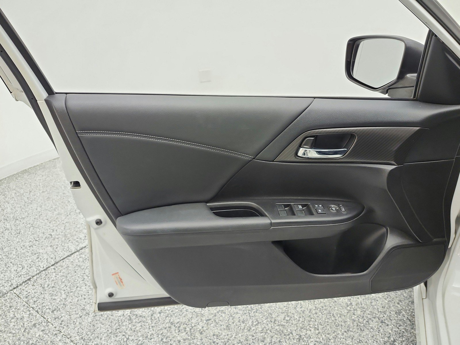Used 2016 Honda Accord Sport image 14