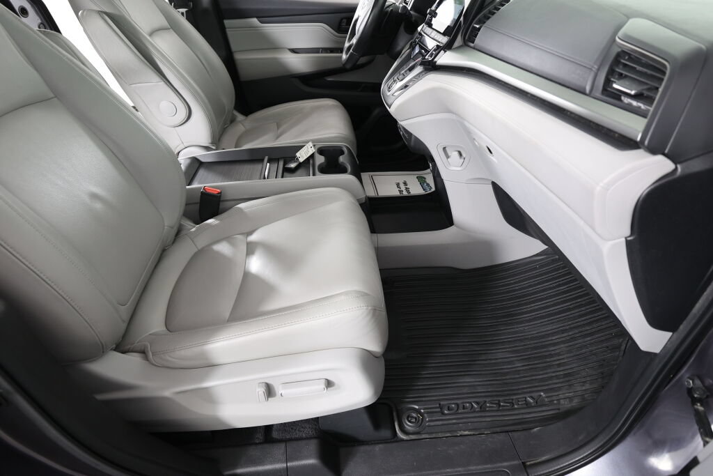 Used 2018 Honda Odyssey Touring image 27