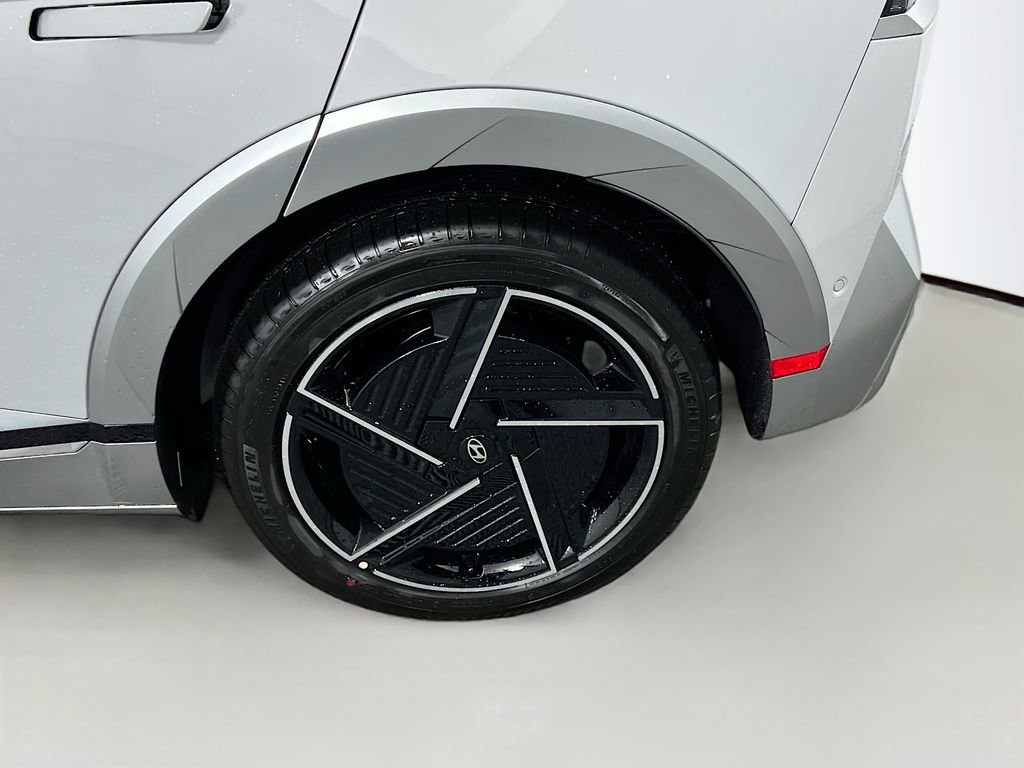 New 2026 Hyundai Ioniq 5 Limited image 25