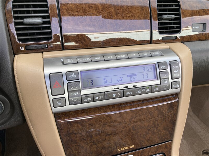 Used 2006 Lexus SC 430 Convertible RWD image 26