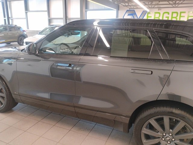 Used 2018 Land Rover Range Rover Velar R-Dynamic HSE image 4