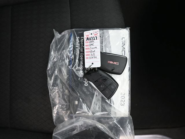 Used 2023 GMC Sierra 1500 SLE image 9