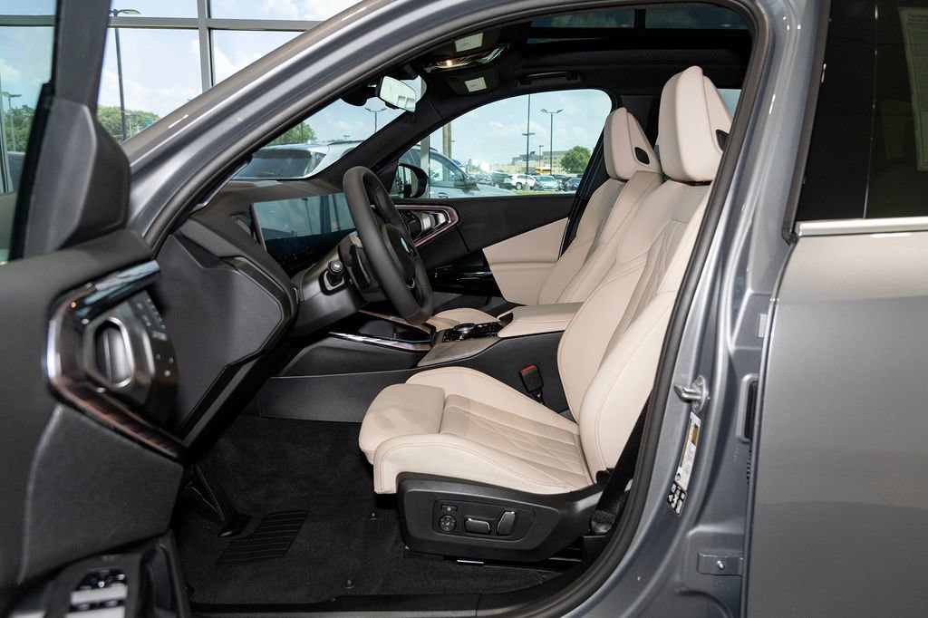New 2026 BMW X3 xDrive30i w/ Convenience Package AWD/4WD image 14