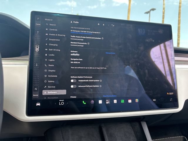 Used 2022 Tesla Model X AWD/4WD image 32