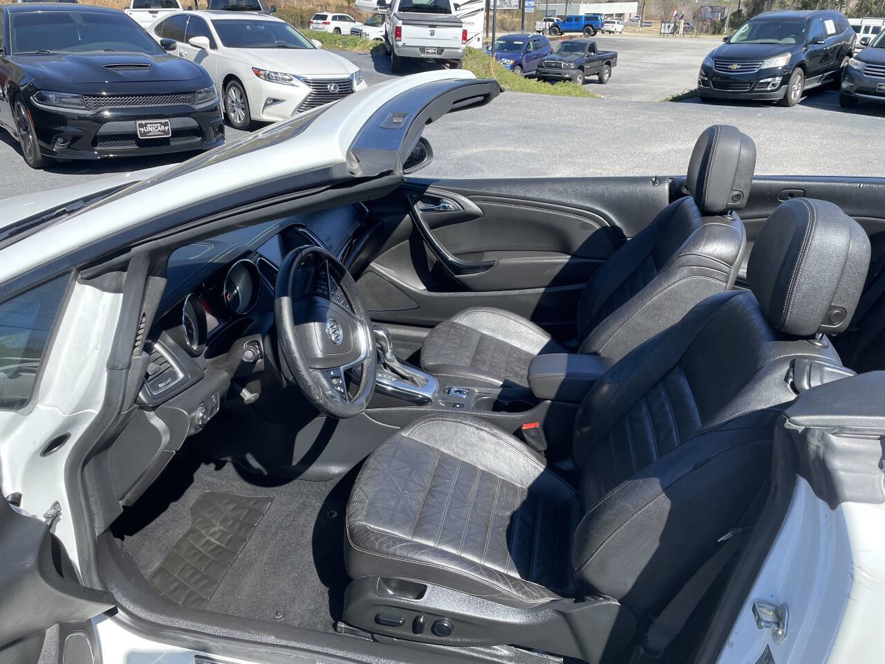 Used 2019 Buick Cascada Premium image 13