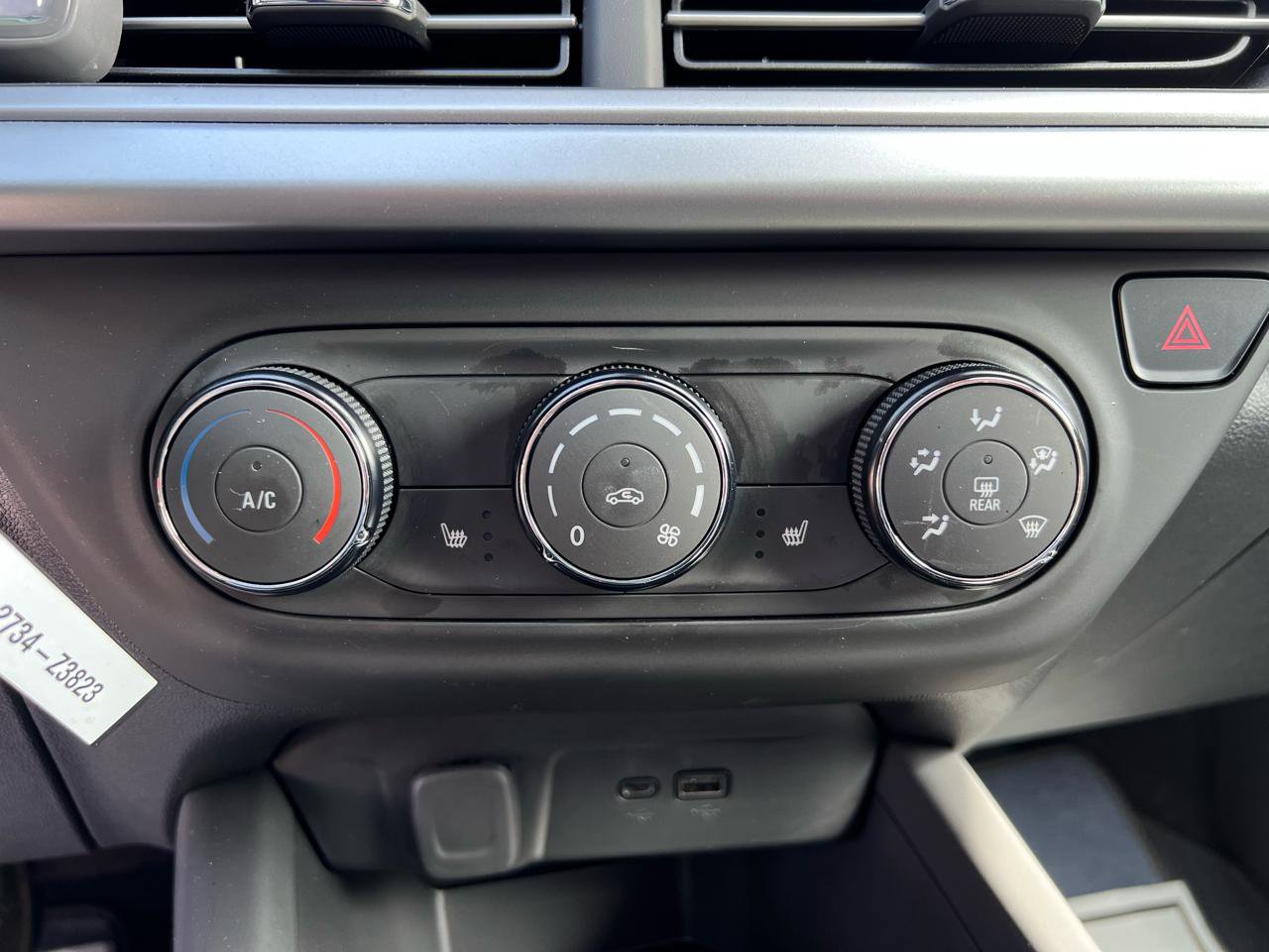 Used 2024 Chevrolet Trax LS w/ LS Convenience Package image 15