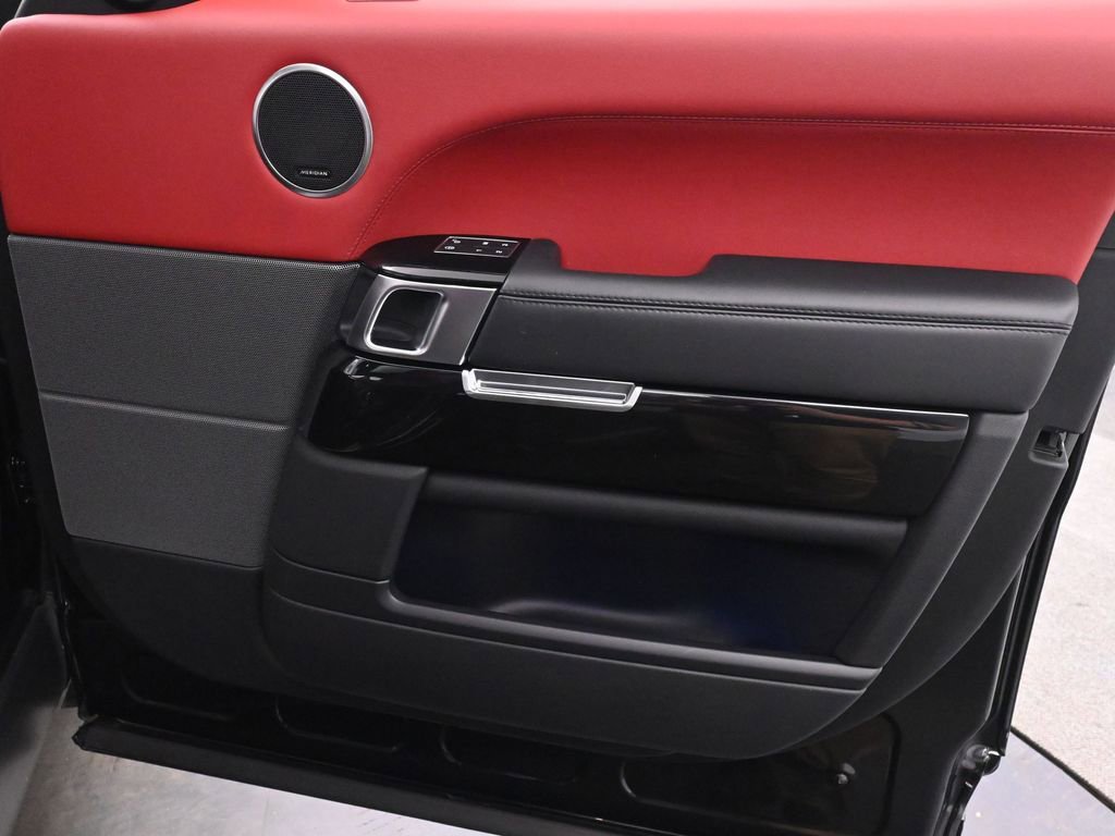 Used 2019 Land Rover Range Rover Sport SVR AWD/4WD image 26