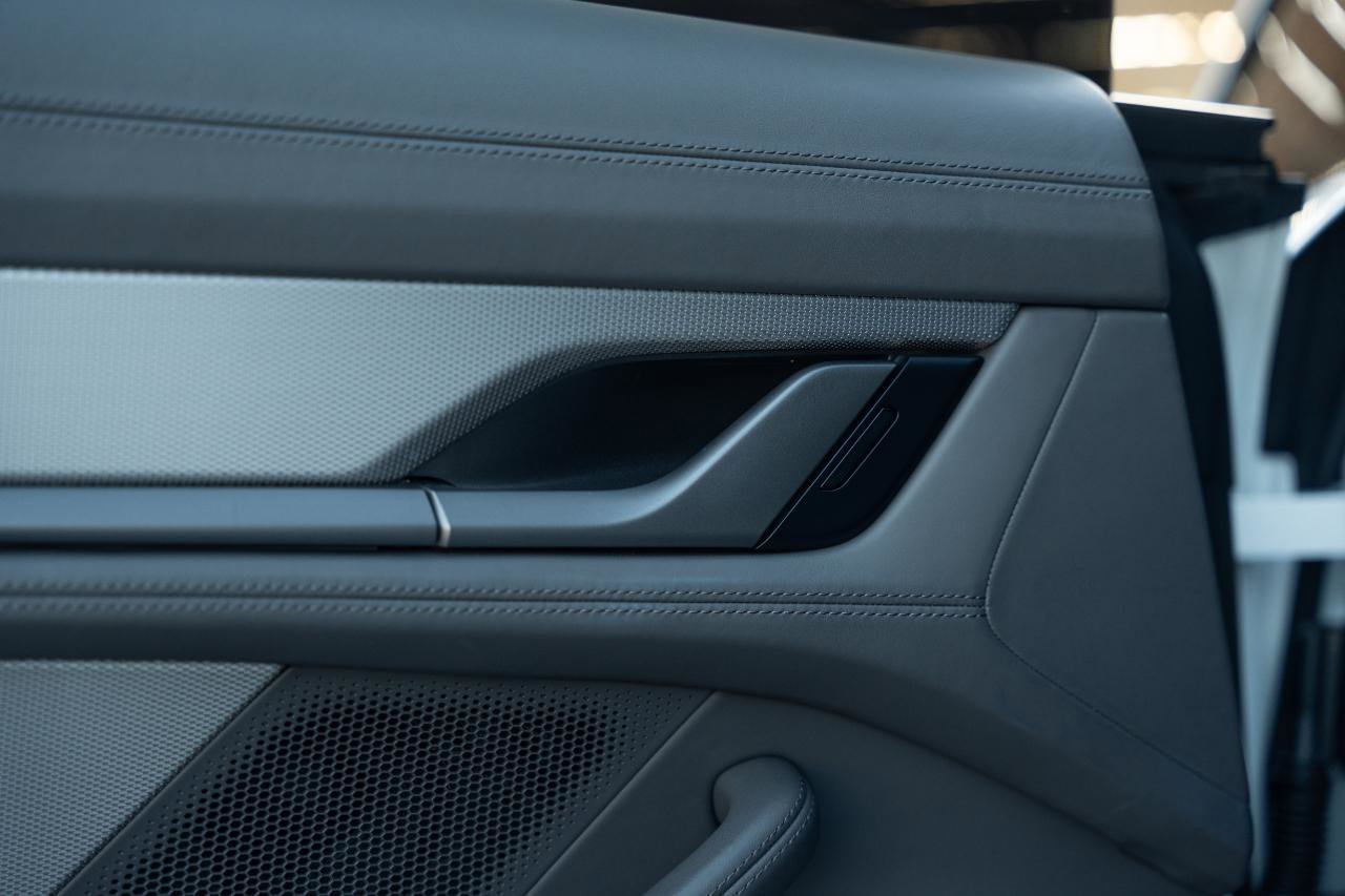 Used 2022 Porsche Taycan Turbo S image 70