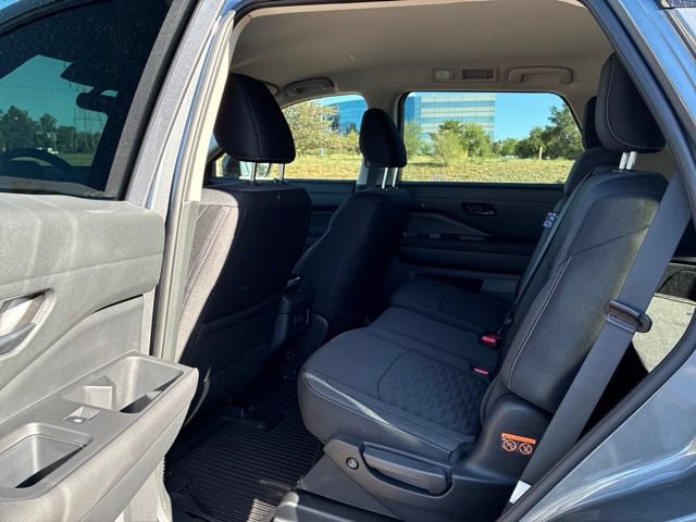 New 2026 Nissan Pathfinder SV AWD/4WD image 10