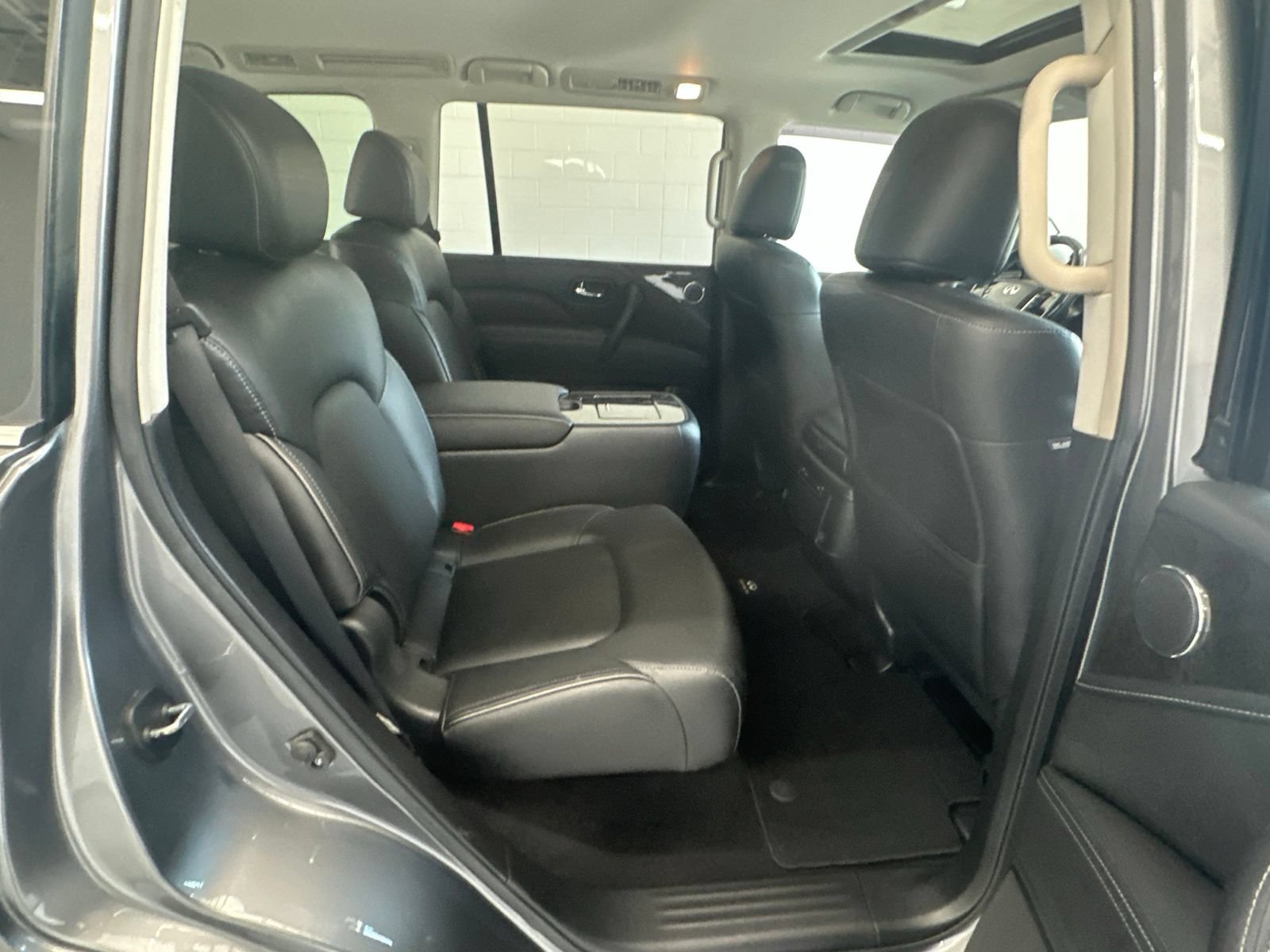 Used 2021 INFINITI QX80 Luxe w/ Cargo Package AWD/4WD image 9