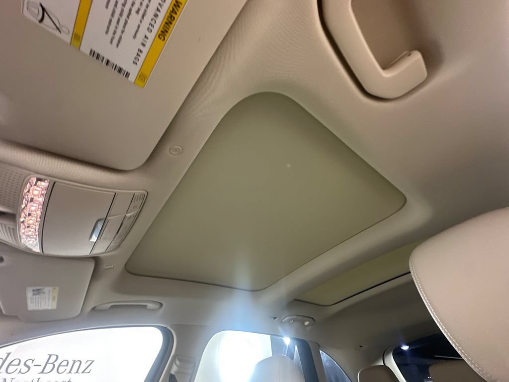 Certified 2022 Mercedes-Benz GLC 300 image 34