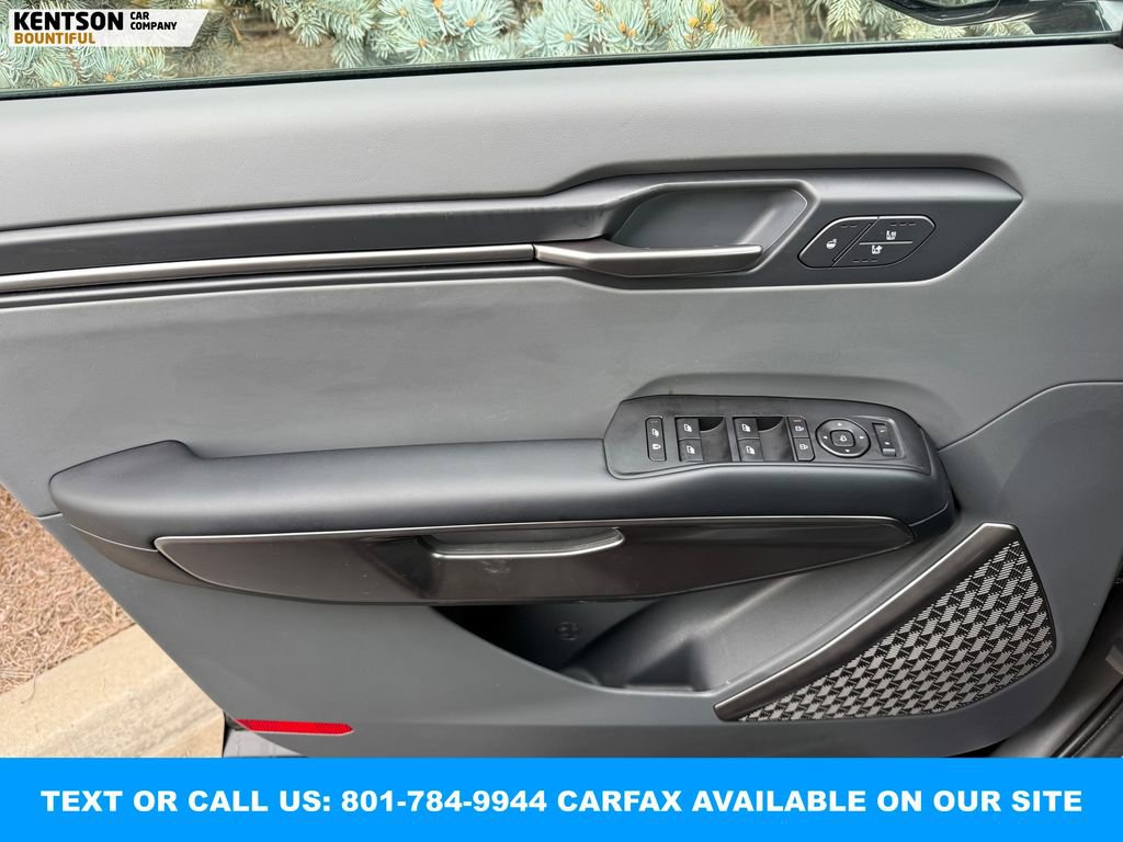 Used 2024 Kia EV9 Wind image 20