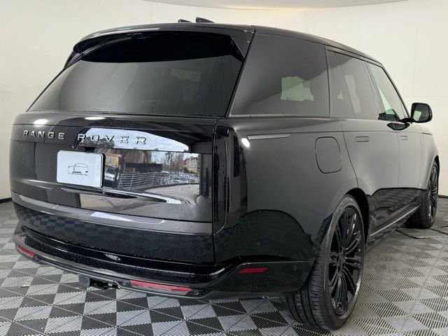 Certified 2026 Land Rover Range Rover SE image 8
