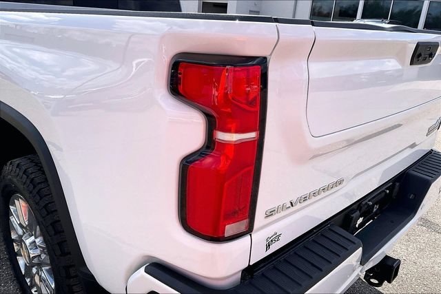 Certified 2024 Chevrolet Silverado 2500 High Country w/ High Country Premium Package AWD/4WD image 29