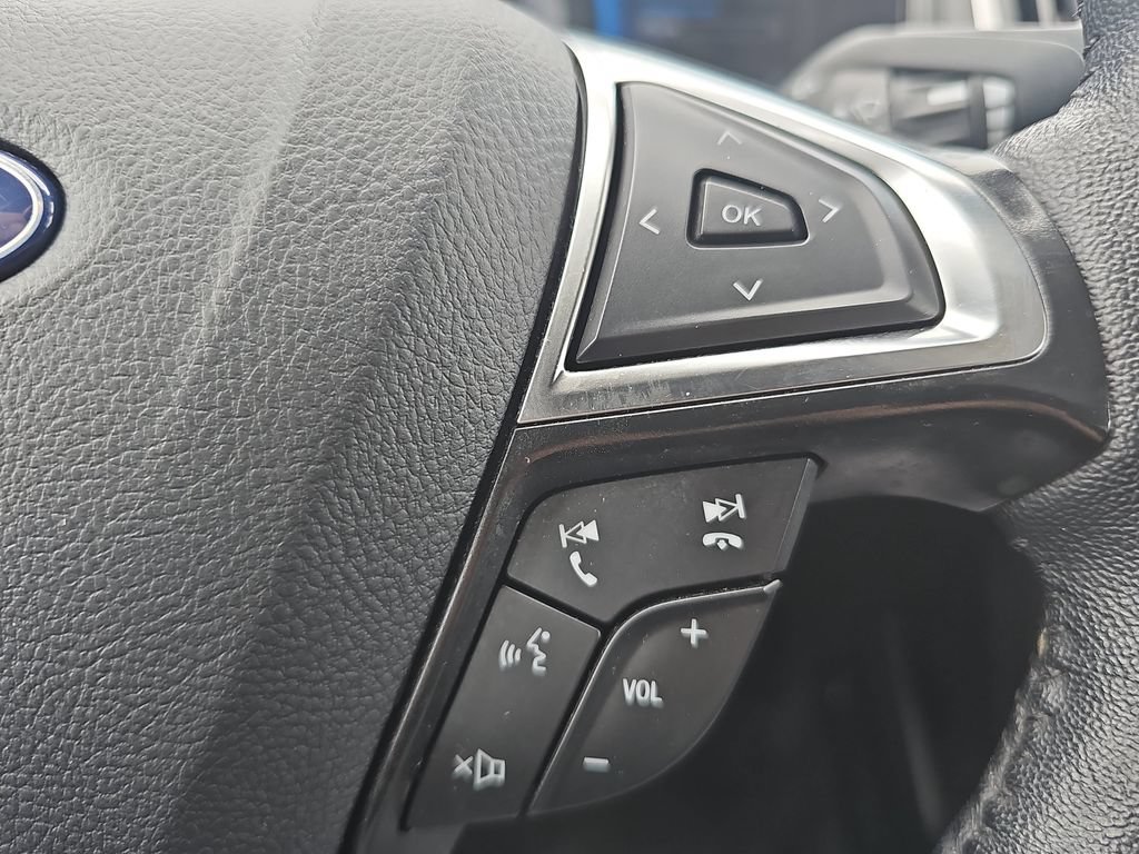 Used 2024 Ford Edge SEL AWD/4WD image 17