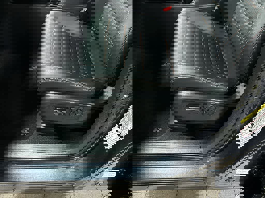 Used 2025 Honda CR-V Sport-L image 23