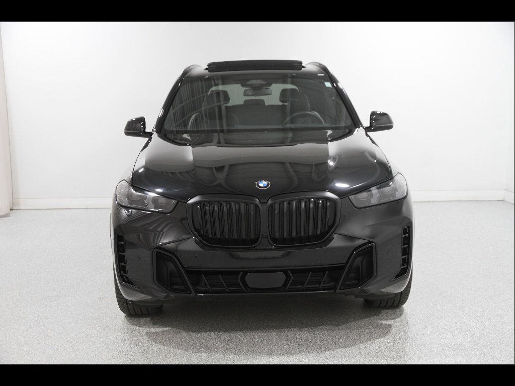 Used 2025 BMW X5 xDrive40i w/ M Sport Package AWD/4WD image 2