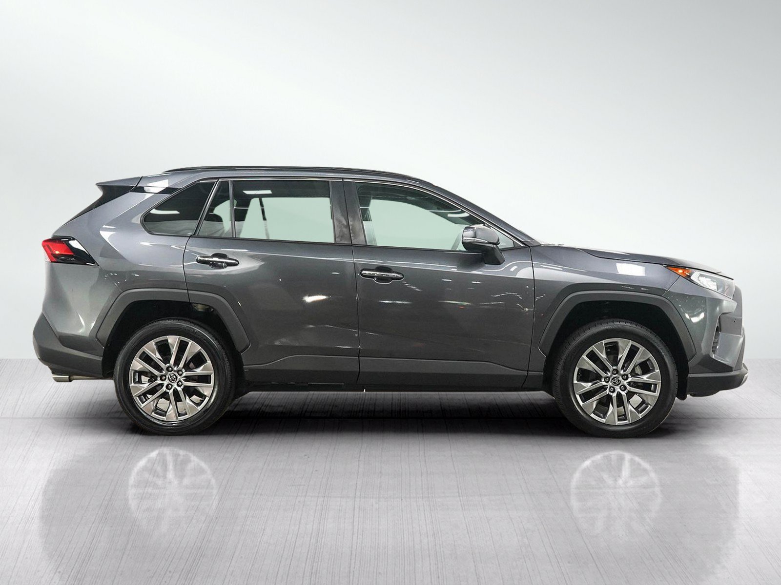 Used 2021 Toyota RAV4 Limited w/ Limited Grade Weather Package AWD/4WD image 6