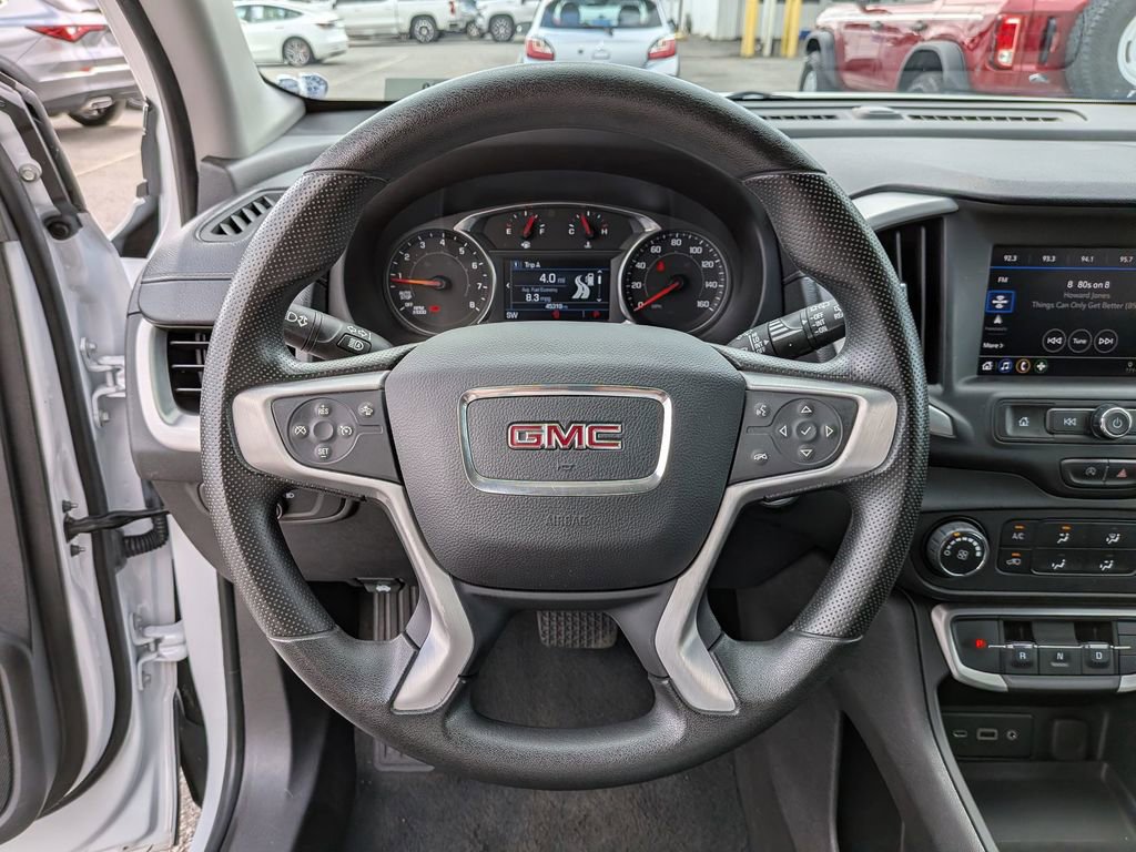 Used 2024 GMC Terrain SLE FWD image 13