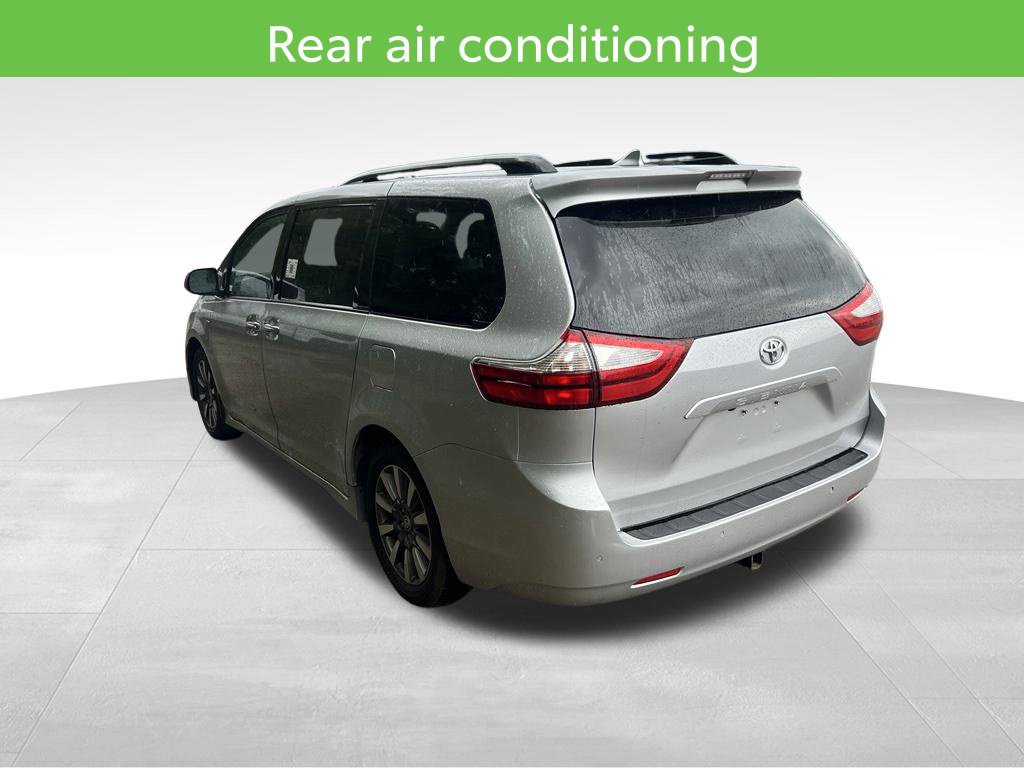 Used 2020 Toyota Sienna XLE AWD/4WD image 8