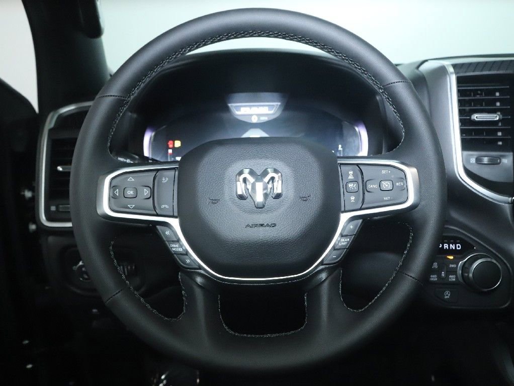 Used 2025 RAM 1500 Big Horn AWD/4WD image 21