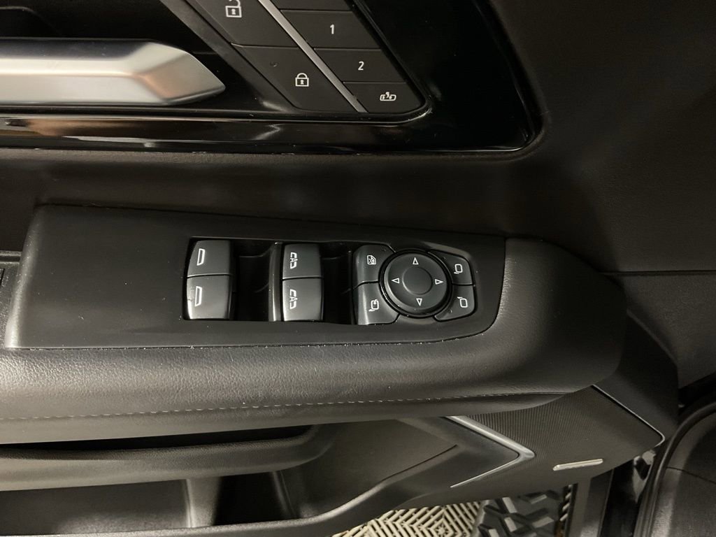 Used 2025 Chevrolet Tahoe Z71 w/ Comfort Package image 19