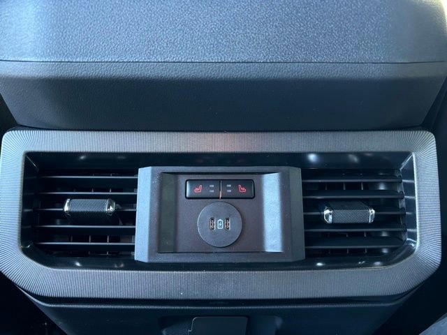 New 2026 Ford F250 Platinum image 17