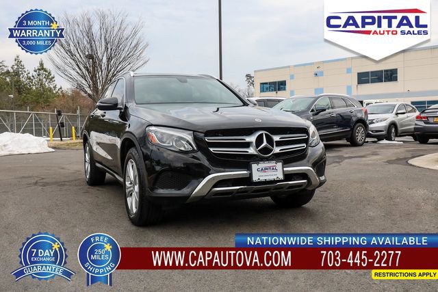 Used 2017 Mercedes-Benz GLC 300 4MATIC image 1