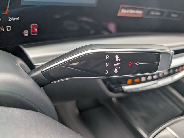 New 2026 Cadillac Lyriq Signature Luxury image 22