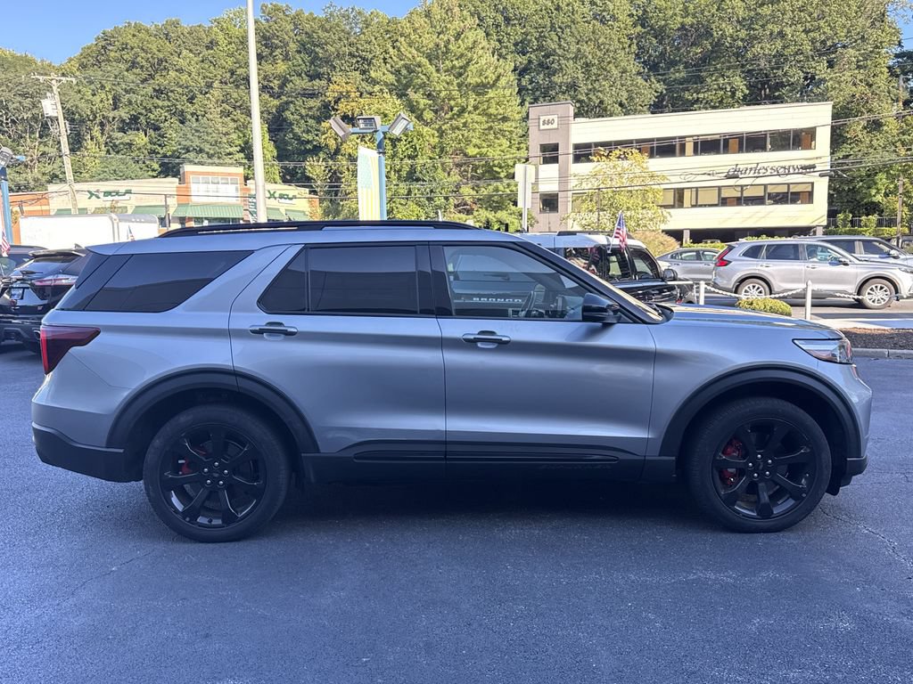 Used 2023 Ford Explorer ST w/ Equipment Group 401A AWD/4WD image 3