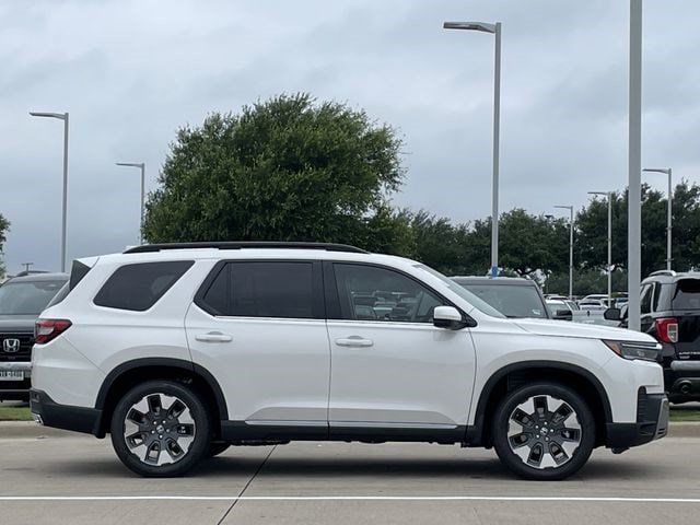 New 2026 Honda Pilot Elite image 3