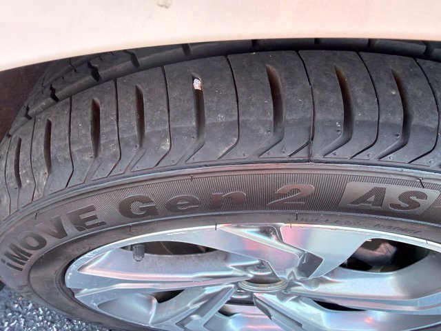 Used 2018 Honda Accord EX image 28