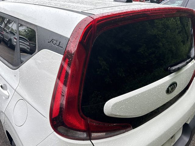Used 2020 Kia Soul LX FWD image 9
