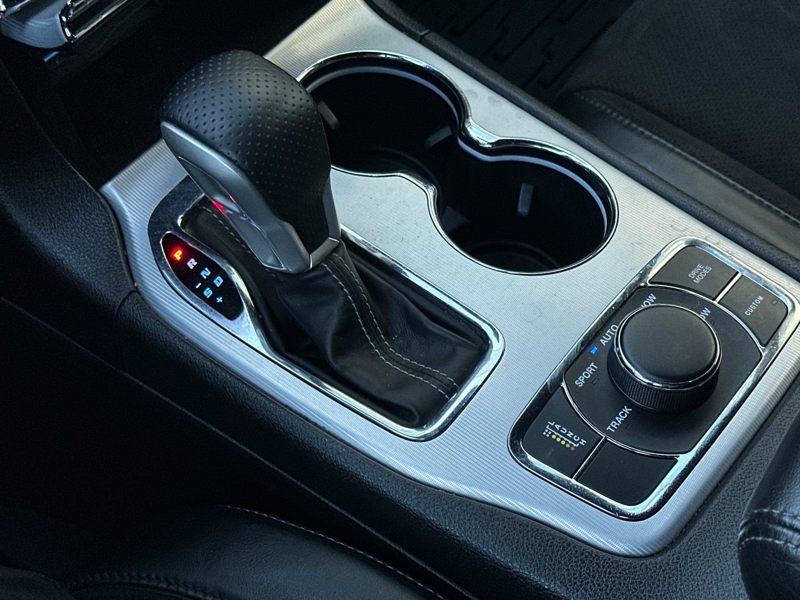 Used 2021 Jeep Grand Cherokee SRT image 21