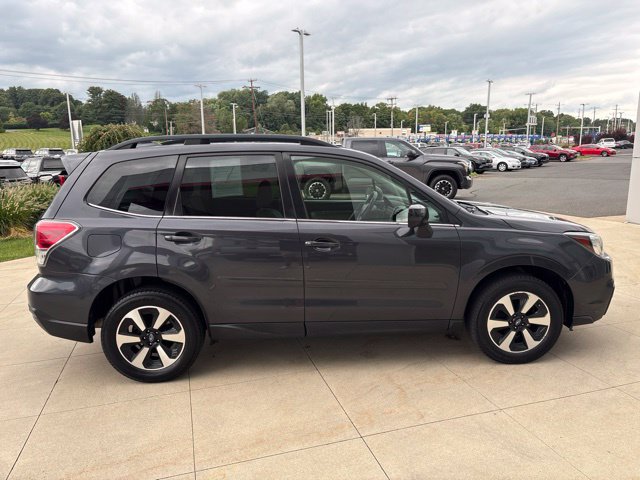 Used 2018 Subaru Forester 2.5i Limited AWD/4WD image 8