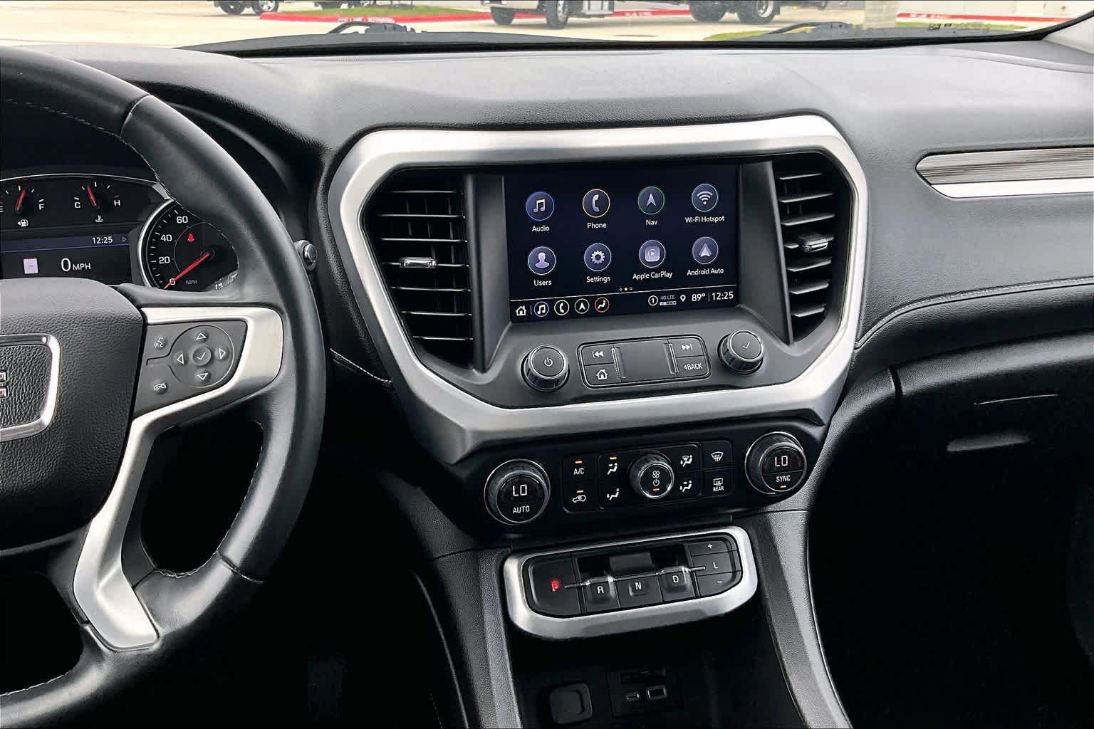 Used 2023 GMC Acadia SLT AWD/4WD image 7